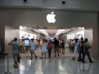 Корпорация Apple возглавила рейтинг крупнейших компаний мира 